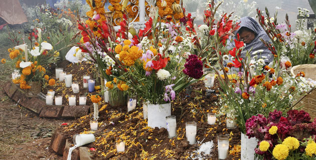 Celebración de día de muertos en Pátzcuaro, Michoacán / México Desconocido