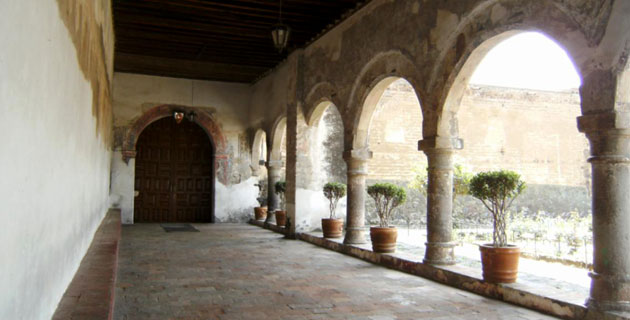 Parroquia de San Luis Obispo de tolosa en Tlalmanalco.