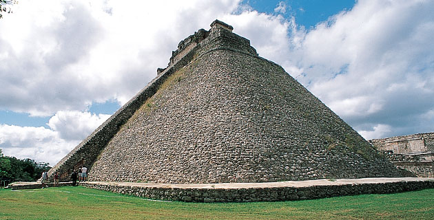La Piramide del Adivino, en la zona arqueológico de Uxmal. / Foto: Ignacio Guevara