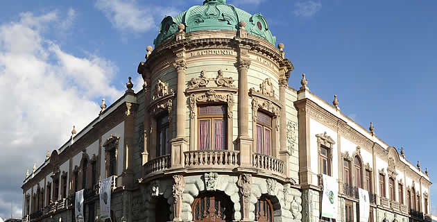 Teatro Macedonio Alcalá de la ciudad de Oaxaca. / Foto: Ulises Estrada