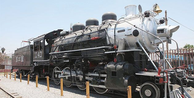 Imagen de una maquina de ferrocarril. / 