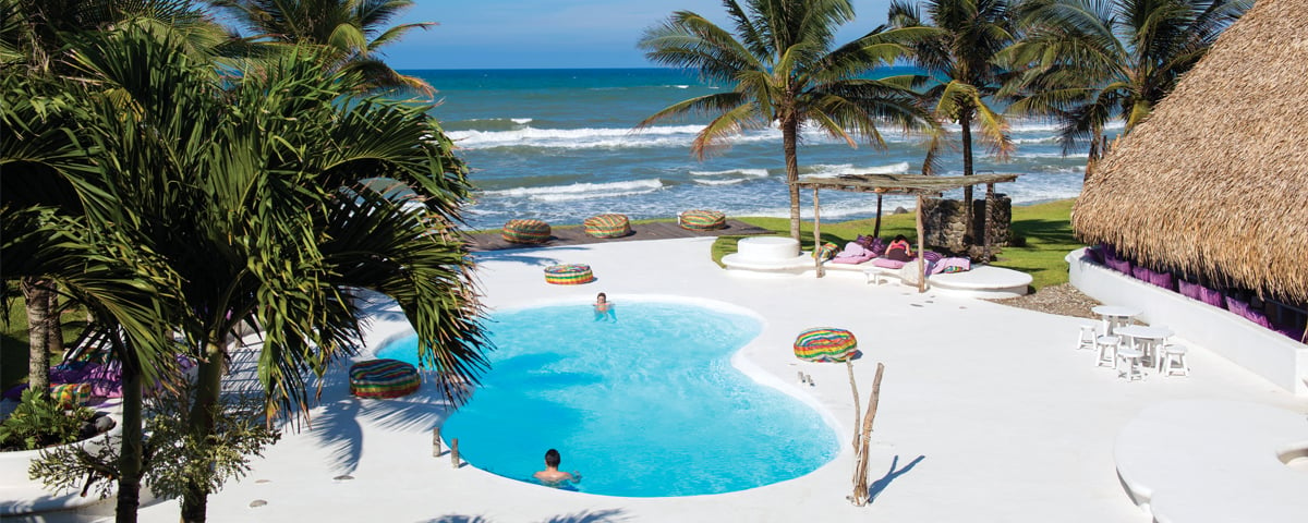 11 hoteles para descansar y recargarte de energía ¡en la playa!