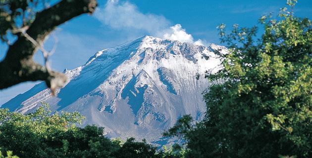 Los volcanes desde el Valle de Puebla fifu
