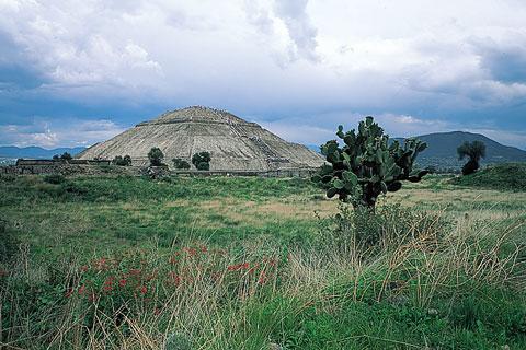 Pirámide del Sol, en Teotihuacan / Ignacio Guevara