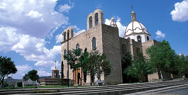 Danza de indios en Tepezalá (Aguascalientes) fifu