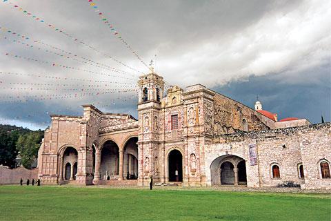 Ex convento de Teposcolula, Oaxaca / Fernando Fernández