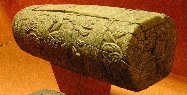 Instrumentos musicales del México antiguo: el huéhuetl y el teponaztli fifu