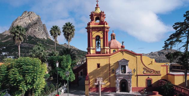 Villa de Bernal y su montaña mágica fifu