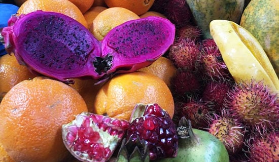 Frutas coloridas del mercado de San Juan / Foto: Viridiana Mirón