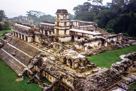 En Palenque se han registrado 1,400 edificios; se ha explorado sólo el 10% de ellos / iStock