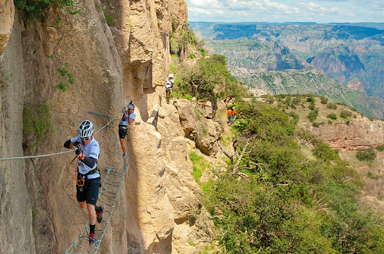 Parque de Aventuras Barrancas del Cobre / Rodrigo Cruz