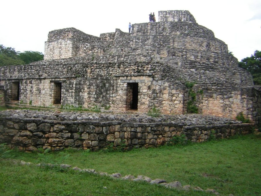 Palacio oval en Ek' Balam