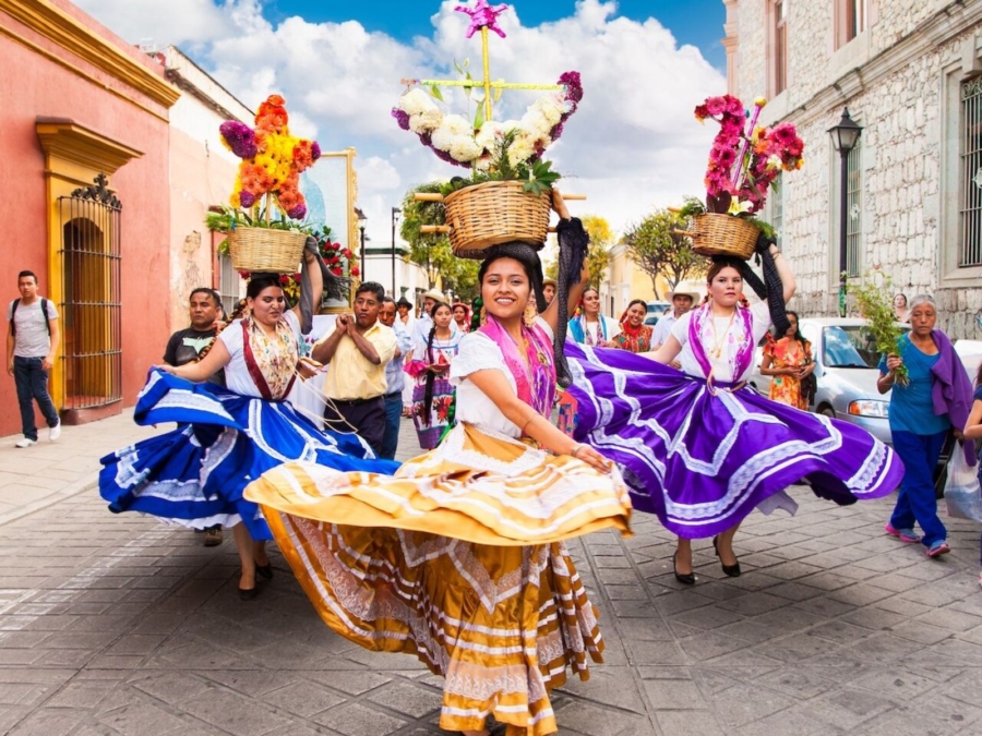 Significado y origen de la Guelaguetza, la esplendorosa fiesta de