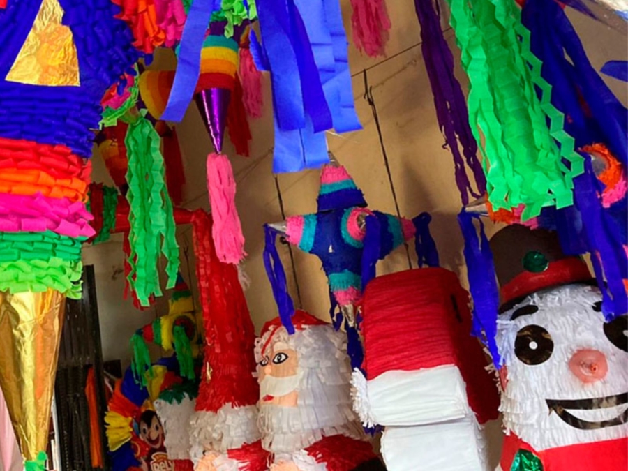 piñatas navideñas