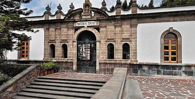 Panteón del Tepeyac en la Villa