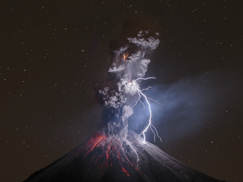 sergio-tapiro-volcan-de-colima-premio sergio-tapiro-volcan-de-colima-premio