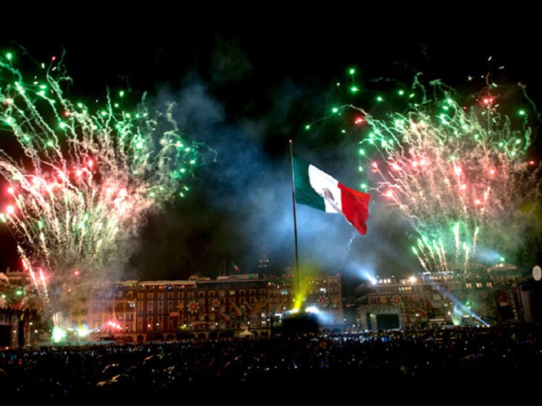 Guía para dar el Grito en el Zócalo de la CDMX México Desconocido