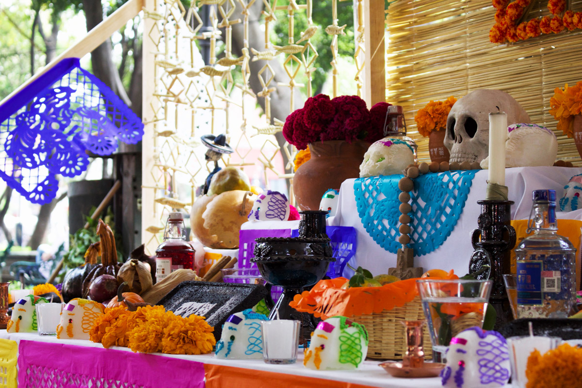 ¿cómo Hacer Tu Propia Ofrenda De Día De Muertos México Desconocido