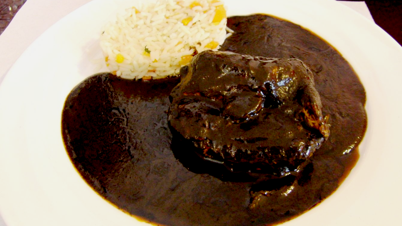 Descubrir 34+ imagen mole negro de huitlacoche receta