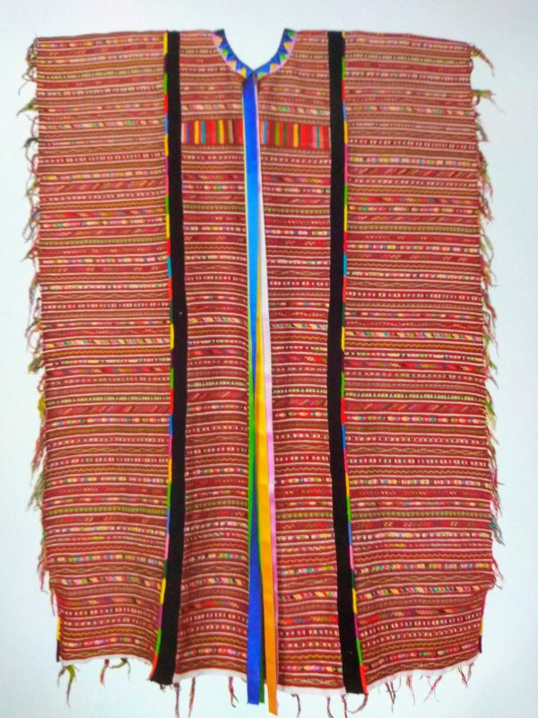 Huipil triqui, ganador del Galardón Nacional de Textil.