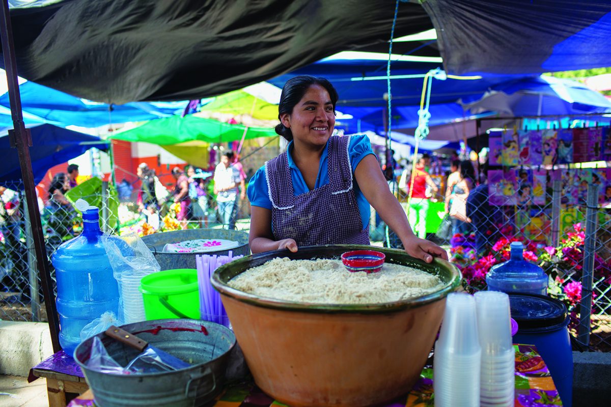 Tianguis de Tlacolula, un mercado que te encantará - México Desconocido