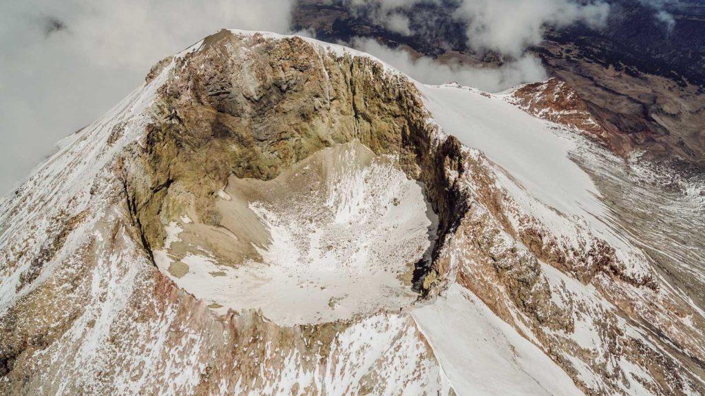 Conquistando el Citlaltépetl: crónica del ascenso al Pico de Orizaba - México  Desconocido