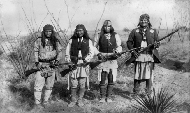 Apaches, los indígenas que fueron oprimidos por México y Estados Unidos