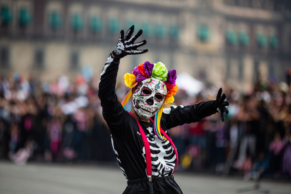 Fotos y video completo Desfile Internacional de Día de Muertos en la