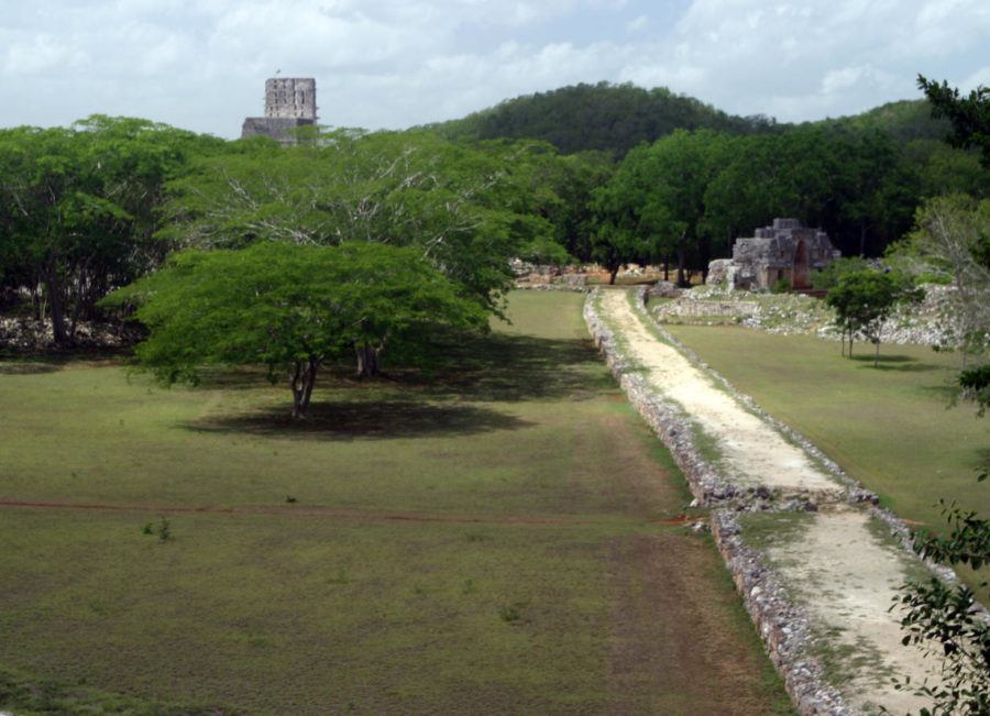 Impresionante! Descubren carretera maya de 100 km y 1,700 años de  antigüedad - México Desconocido