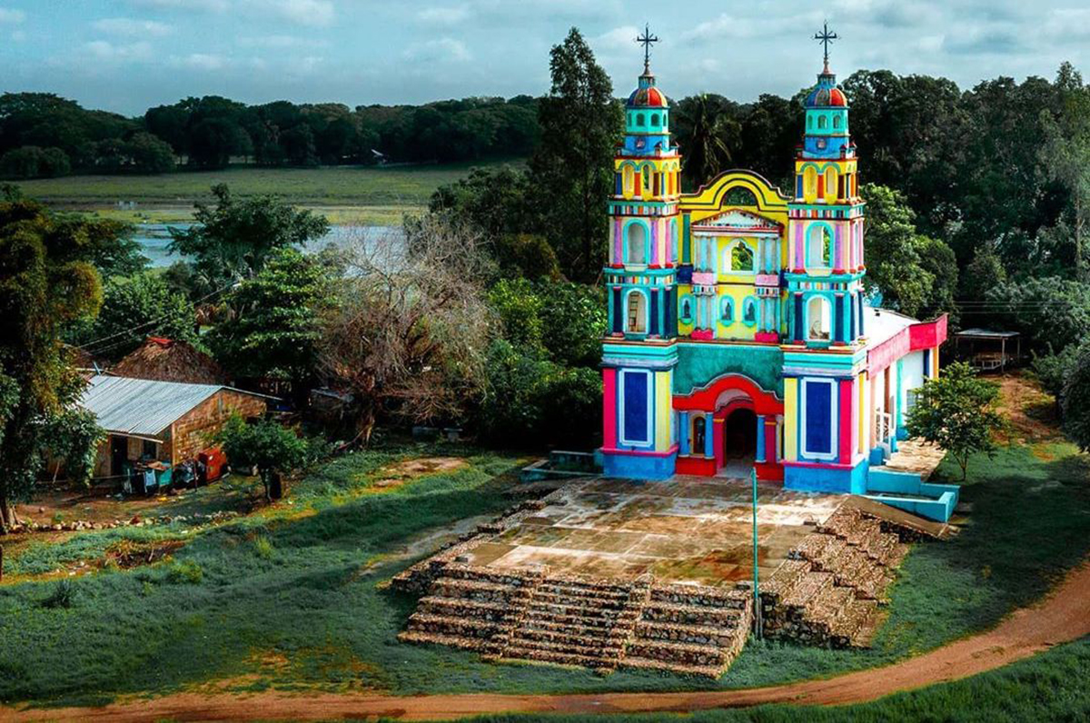 La Iglesia del Señor de Tila, una maravilla colorida de Tabasco - México  Desconocido