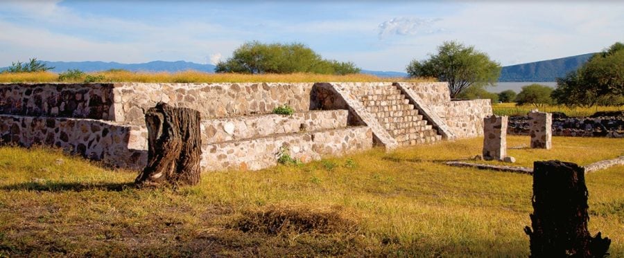 Zona arqueológica Tres Cerritos