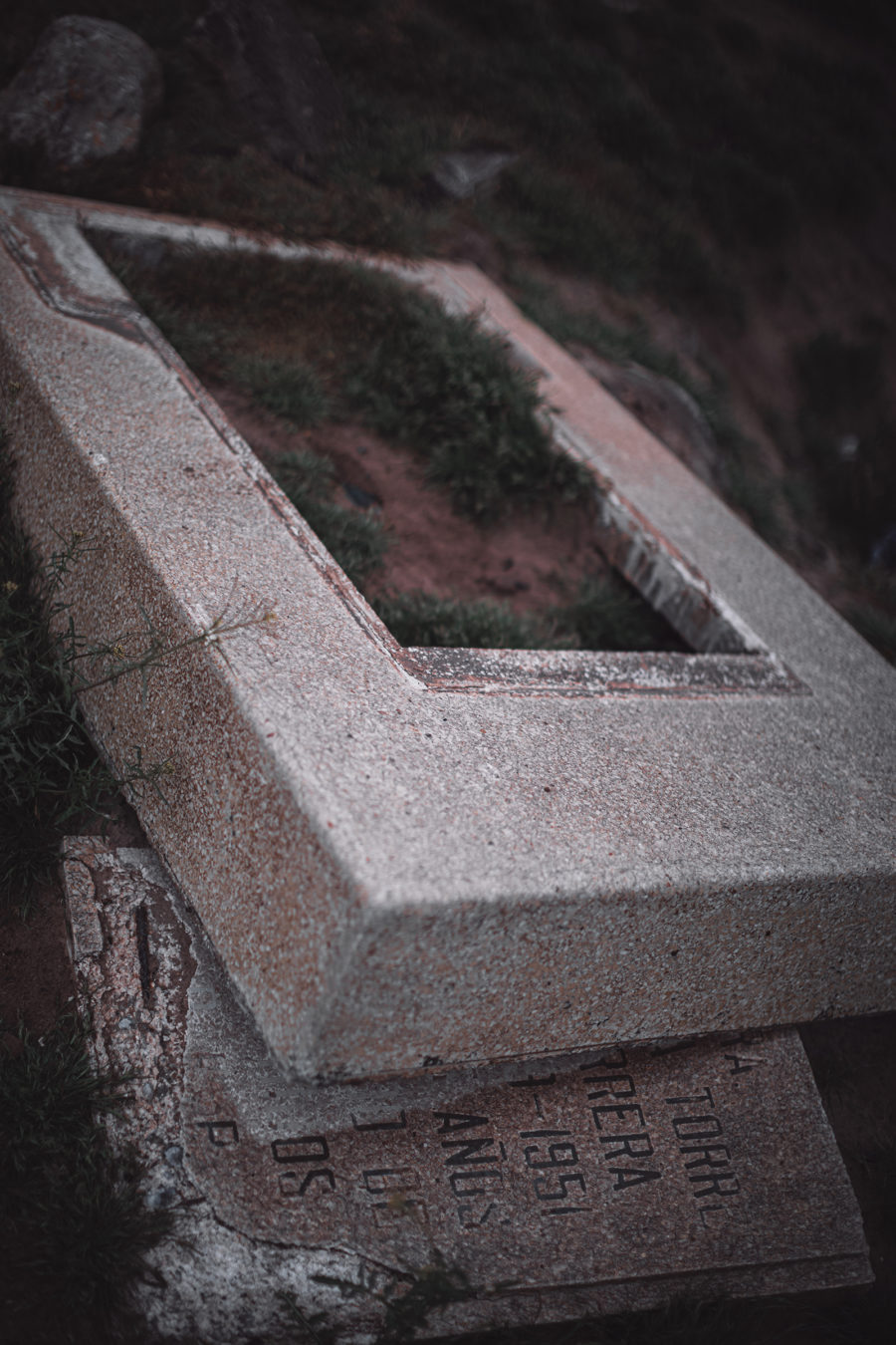 Panteón lápida