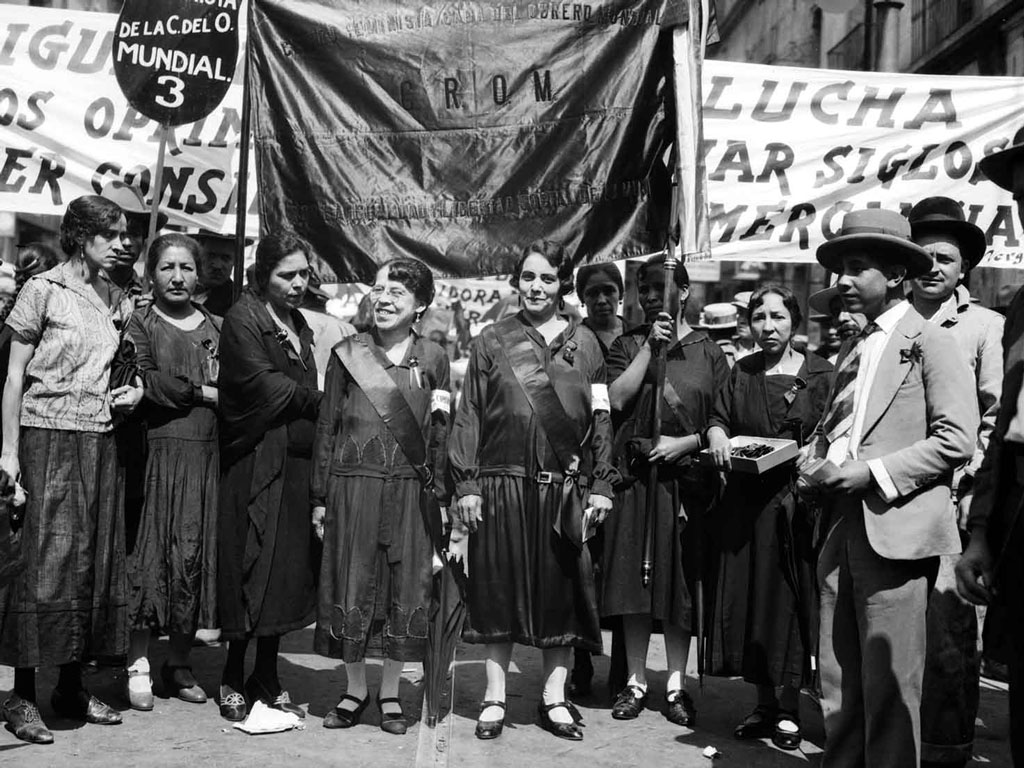Elvia Carrillo Puerto, la "Monja Roja del Mayab" que logró que las mujeres  votaran - México Desconocido