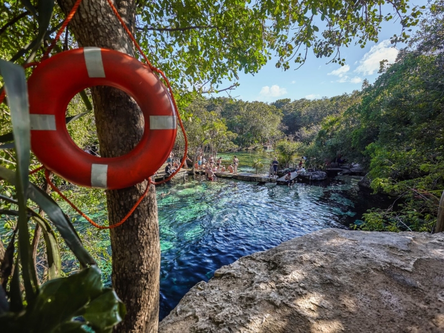 cenote azul
