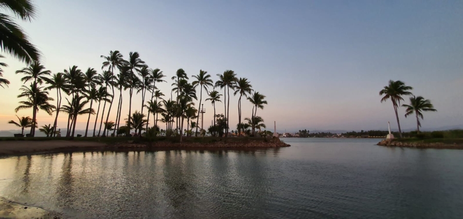 De Manzanillo a El Paraíso