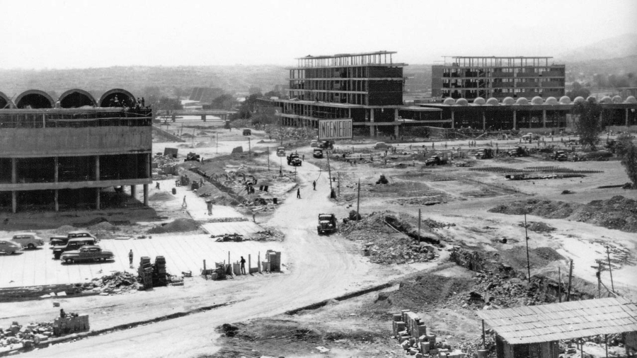 This is what the building of the UNAM central campus looked like in the mid-20th century UNAM University City