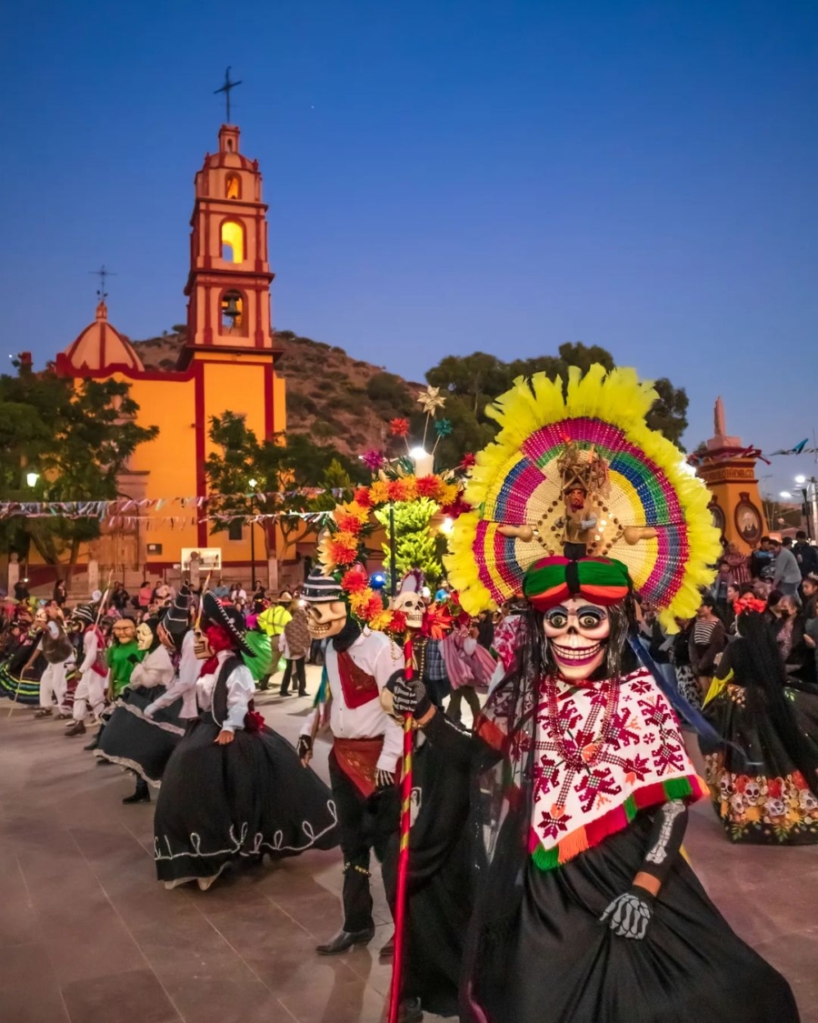 ¿Qué es Xantolo? Es una fiesta donde se conmemora a los difuntos