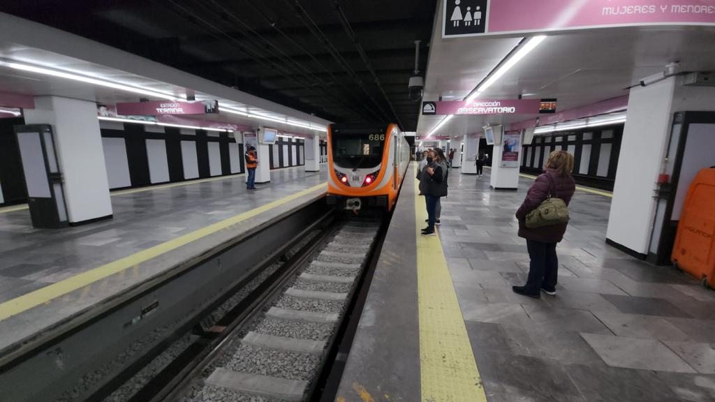 linea-1-metro-panti linea-1-metro-panti