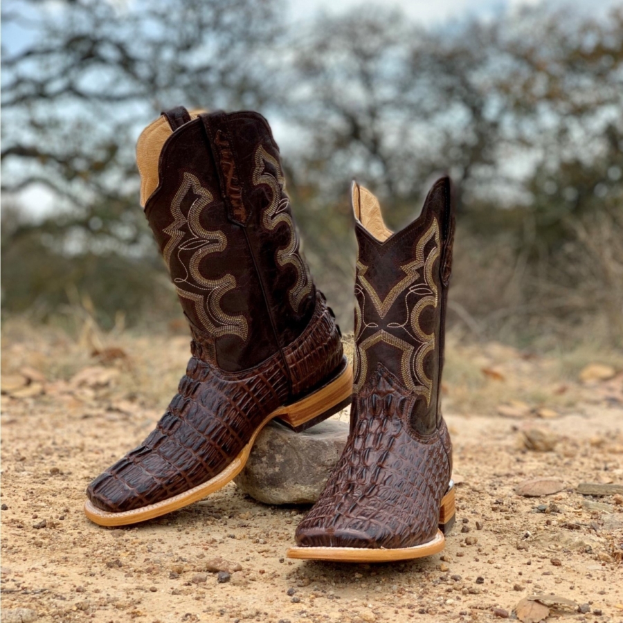 Mexican cowboy boots, northern elegance