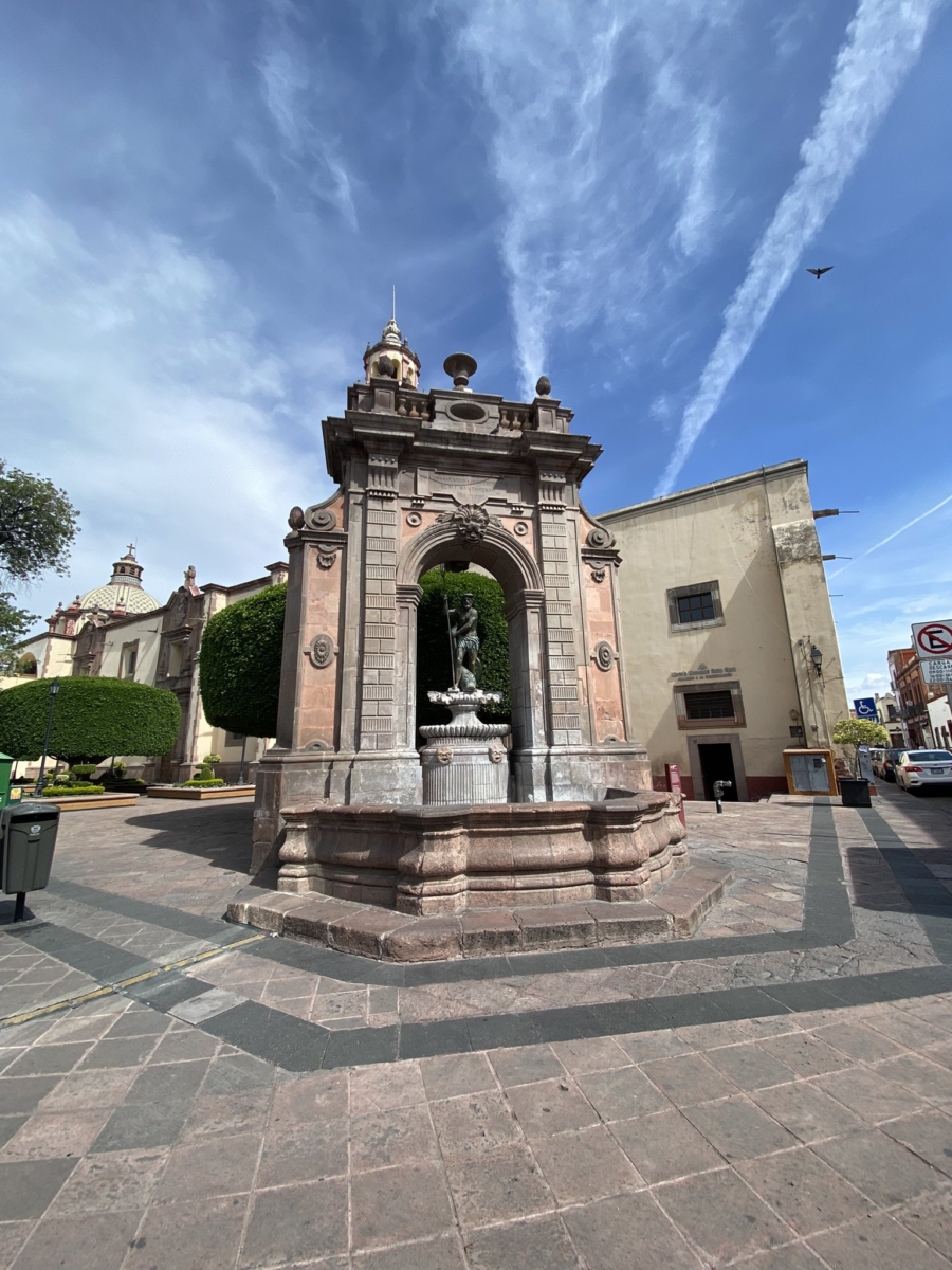 Fuente de Neptuno, en Querétaro. Pinterest.