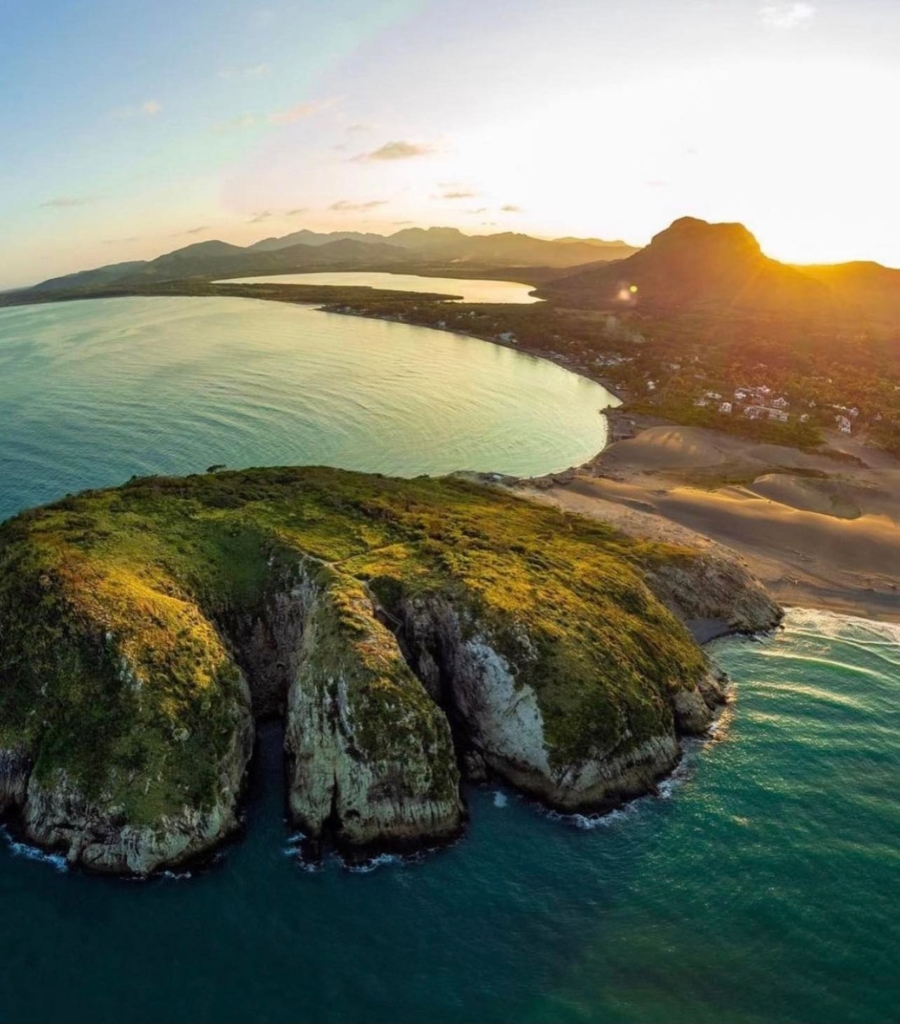 Playa de Villa Rica