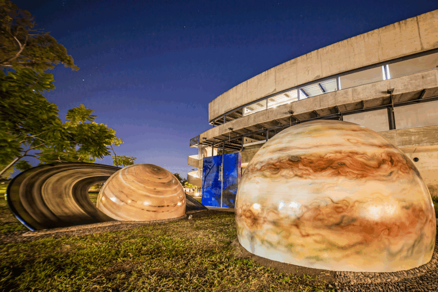 Planetario y Centro Interactivo de Jalisco 'Lunaria'