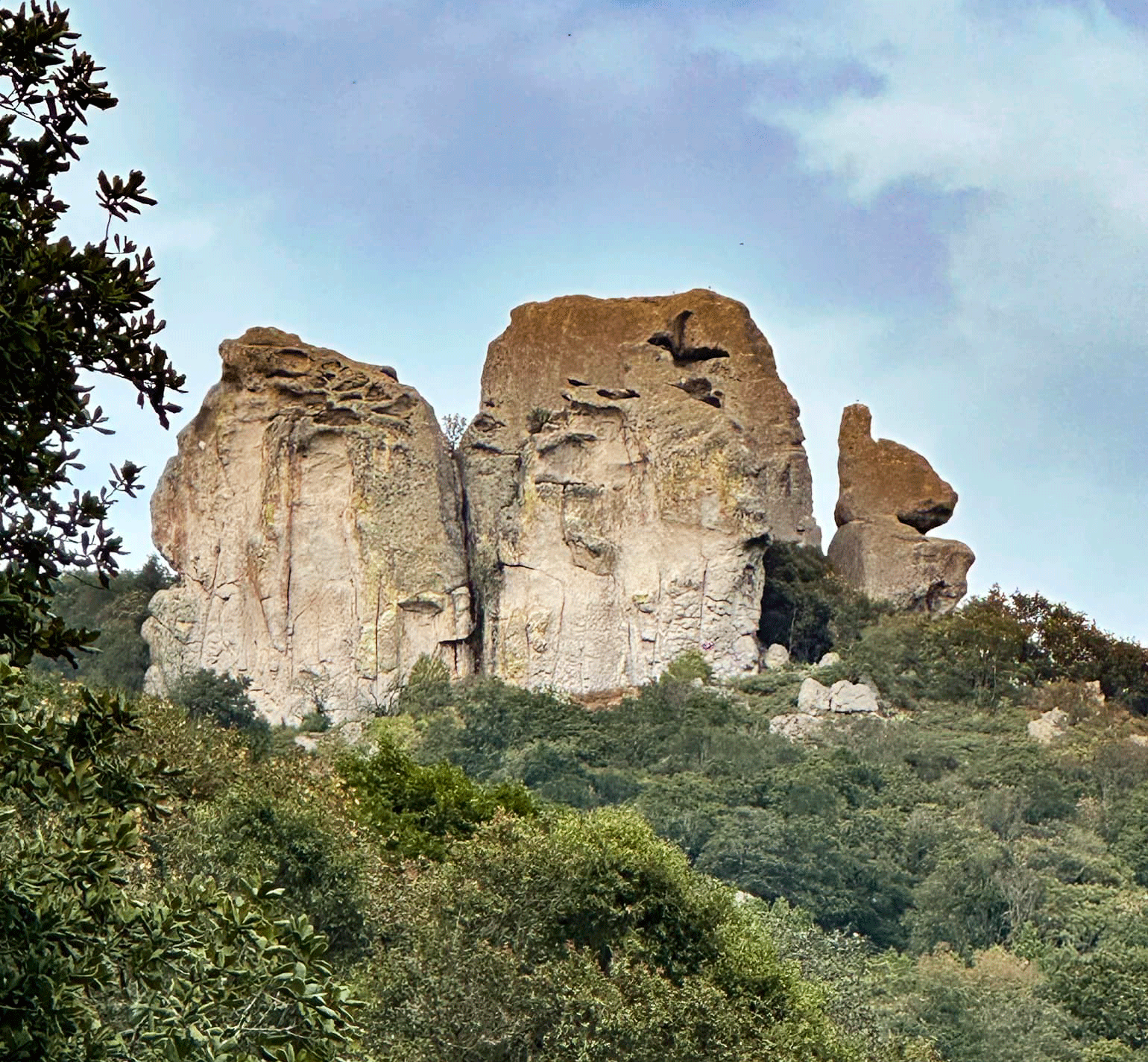 Peña del Conejo, el mirador oculto entre enormes figuras de piedra