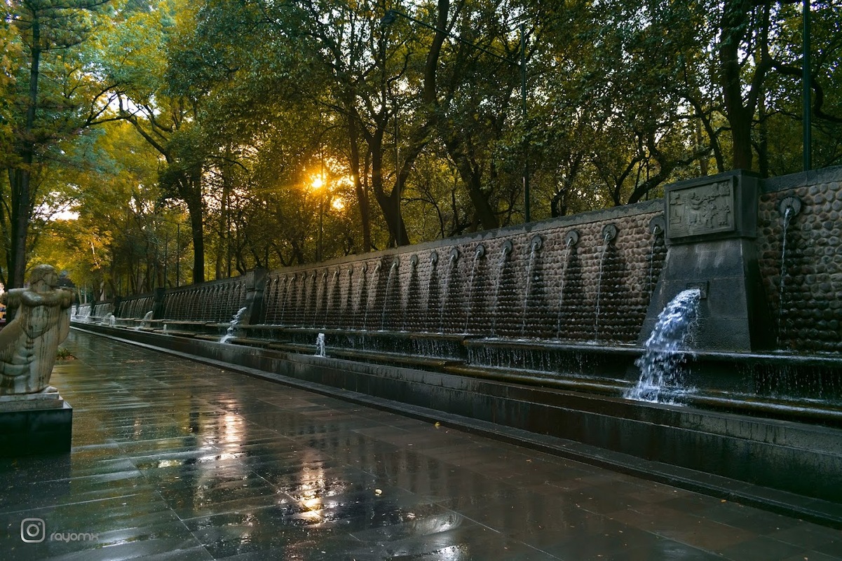 La fuente de Nezahualcóyotl, el sitio ideal para tomarte fotos en Chapultepec