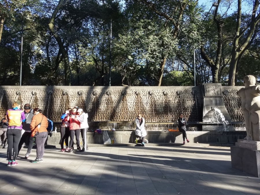 La fuente de Nezahualcóyotl comenzó a llamar la atención de visitantes, fotógrafos y creadores de contenido por su atmósfera. Google Images.