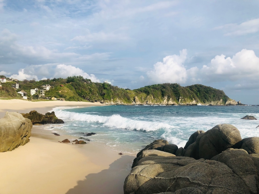 playa salchi en oaxaca